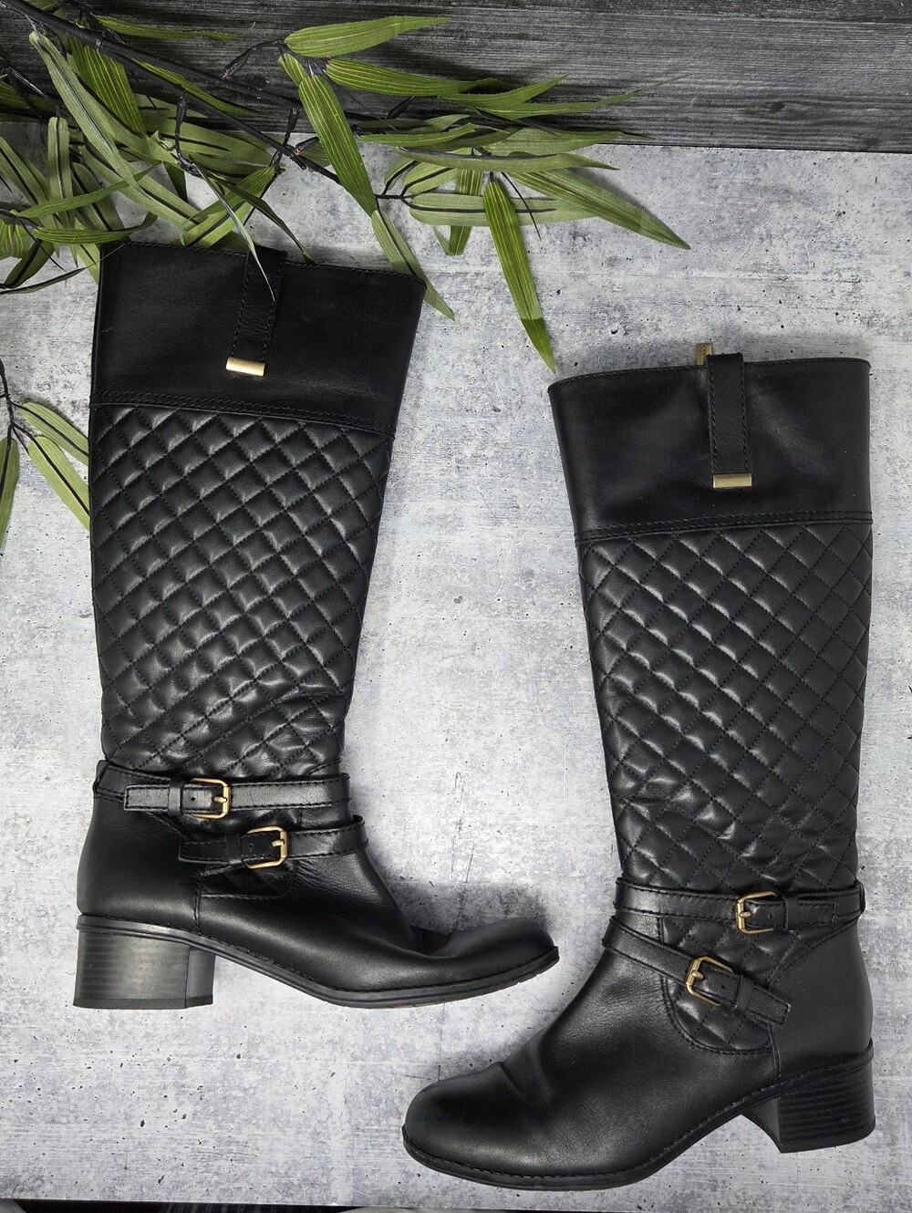 Bandolino Clara Black Quilted Side Zip Riding Boots Womens Size 6 1.5" Heel